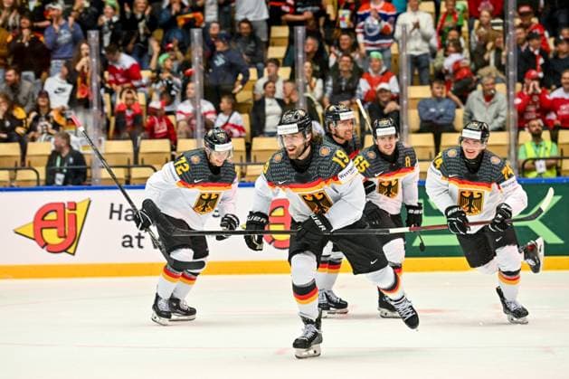 Eishockey, WM, USA - Deutschland ODENSE, DENMARK - MAY 17: Wojciech Stachowiak of Germany celebrate his goal during the 2025 Ice hockey, Eishockey World Championship, WM, Weltmeisterschaft match between United States and Germany at Jyske Bank Arena on May 17, 2025 in Odense, Denmark. Odense Jyske Bank Arena Denmark Copyright: xJustPictures.ch AndreaxBrancax jp-en-EuSpIm-AB_17052025_AAB_3283