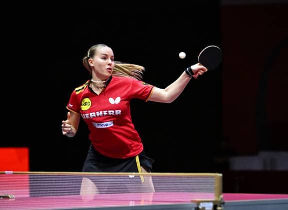 Bilder des Jahres 2025, Sport 05 Mai Sport Themen der Woche KW20 Sport Bilder des Tages Die 18 Jahre alte Annett Kaufmann zeigt bei der Tischtennis-WM gute Leistungen Tischtennis-WM in der Lusail Sports Arena, Doha, Katar - 18.05.2025, 1. Runde: Annett KAUFMANN, Deutschland (SV DJK Kolbermoor), U19-Weltmeisterin 2024, unterlag heute im Mixed mit Patrick FRANZISKA, Deutschland (1. FC Saarbrücken-TT), ist aber im Einzel und im Doppel in der zweiten Runde der WM vertreten Doha Luisal Sports Arena Doha Qatar