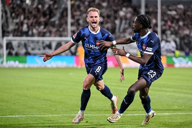 Bilder des Jahres 2025, Sport 05 Mai Sport Bilder des Tages Leonardo Scienza (1.FC Heidenheim) Torjubel, jubelt nach seinem treffer zum 1:2 während des Bundesliga-Relegationsrückspiels zwischen der SV Elversberg und dem 1.FC Heidenheim, URSAPHARM-ARENA am 26. May 2025 in Elverberg, Deutschland. (Foto von Harry Langer DeFodi Images) +++ Leonardo Scienza (1.FC Heidenheim) celebrates after scoring his team s second goal during the Bundesliga relegation second leg match between SV Elversberg and 1.FC Heidenheim at URSAPHARM-ARENA on May 26, 2025 in Elverberg, Germany. (Photo by Harry Langer DeFodi Images) DFL regulations prohibit any use of photographs as image sequences and or quasi-video. (Photo by Harry Langer DeFodi Images) DFL regulations prohibit any use of photographs as image sequences and or quasi-video.