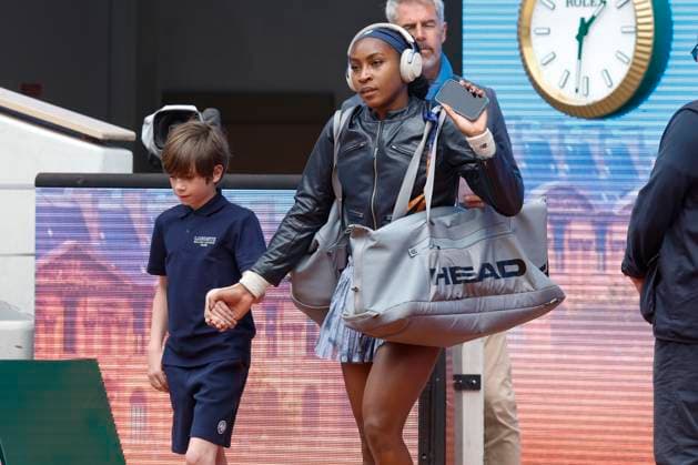 May 27, 2025, Paris, Paris, France: Coco Gauff (USA) in action during the tennis Grand Slam of Roland Garros 2025,match betweenOlivia Gadecki (AUS) and Coco Gauff (USA) at Roland Garros Stadium - on May 27 2025.Paris - France Paris France - ZUMAb253 20250527_zsp_b253_066 Copyright: xLoicxBaratouxx