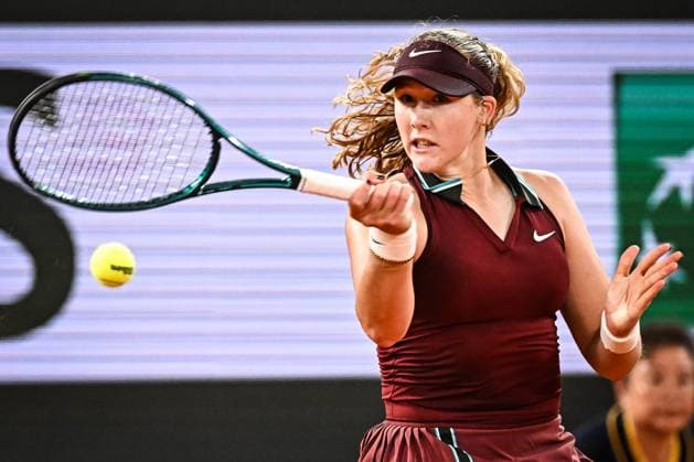 June 4, 2025, Paris, France, France: Mirra ANDREEVA of Russia during the eleventh day of Roland-Garros 2025, French Open 2025, Grand Slam tennis tournament at Roland-Garros Stadium on June 04, 2025 in Paris, France. Paris France - ZUMAm308 20250604_zsp_m308_031 Copyright: xMatthieuxMirvillex