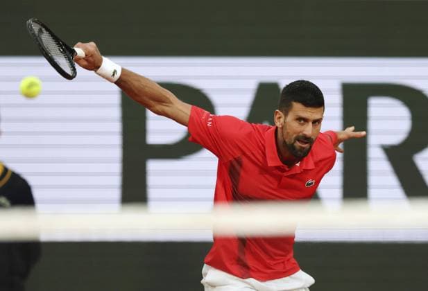 Tennis: French Open Novak Djokovic of Serbia plays against Alexander Zverev of Germany in the men s singles quarterfinals at the French Open tennis tournament in Paris on June 4, 2025.  A14AA0004625777P