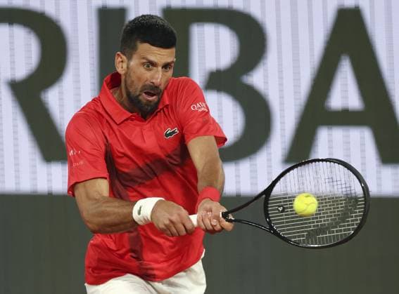 Tennis: French Open Novak Djokovic of Serbia plays against Alexander Zverev of Germany in the men s singles quarterfinals at the French Open tennis tournament in Paris on June 4, 2025.  A14AA0004625873P
