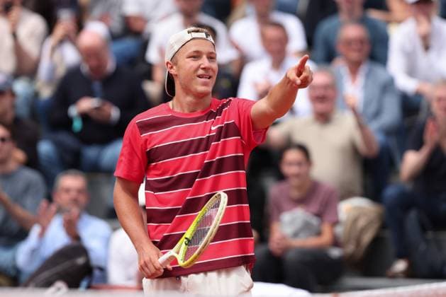 Bilder des Jahres 2025, Sport 06 Juni Bilder des Jahres 2025, Sport 06 Juni Sport Themen der Woche KW23 Sport Bilder des Tages Max Schoenhaus (GER) jubelt nach dem Sieg, Jubel, Freude, Emotion, Jungen Einzel, Boys Singles Tennis - French Open 2025 - Roland Garros - Paris - - France - 6 June 2025. Copyright: xJuergenxHasenkopfx