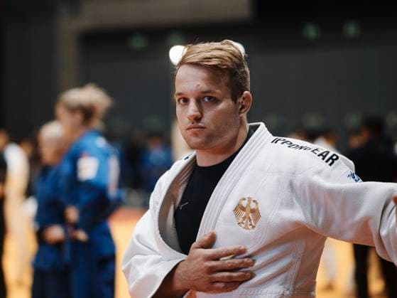 Team Deutschland (DJB) gewinnt Bronze, WORLD CHAMPIONSHIPS,JUDO,IPPONGEAR,DAY8 Das deutsche Team um Mascha Ballhaus, Seija Ballhaus, Miriam Butkereit, Giovanna Scoccimarro, Alina Böhm, Samira Bouizgarne, Igor Wandtke, Jano Rübe, Timo Cavelius, Eduard Trippel, Erik Abramov, Losseni Kone, JUDO WORLDS2025,BEHINDTHESCENES,MIXEDTEAM,BUDAPEST Copyright: xMARCELxHAUPTx