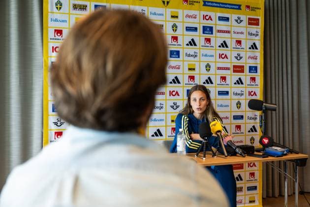 250624 Nathalie Björn of the Swedish women s national football team during a press event on June 24, 2025 in Ahus. Photo: Mathias Bergeld BILDBYRAN kod MB MB1151 fotboll football soccer fotball pressträff event meeting sverige sweden dam bbeng women kvinner Copyright: MATHIASxBERGELD BB250624MB093