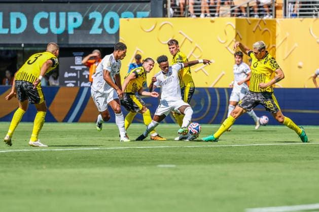 Real Madrid and Borussia Dortmund at the 2025 FIFA Club World Cup Vini Jr. of Real Madrid during a match against Borussia Dortmund, a game valid for the quarter-finals of the 2025 FIFA Club World Cup at Metlife Stadium in East Hartford in the United States this Saturday, July 5. East Hartford MetLife NJ United States Copyright: xWILLIAMxVOLCOVx