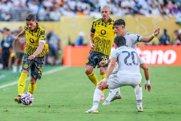 Real Madrid and Borussia Dortmund at the 2025 FIFA Club World Cup Marcel Sabitzer of Borussia Dortmund during a match against Real Madrid, a game valid for the quarter-finals of the 2025 FIFA Club World Cup at Metlife Stadium in East Hartford in the United States this Saturday, July 5. East Hartford MetLife NJ United States Copyright: xWILLIAMxVOLCOVx