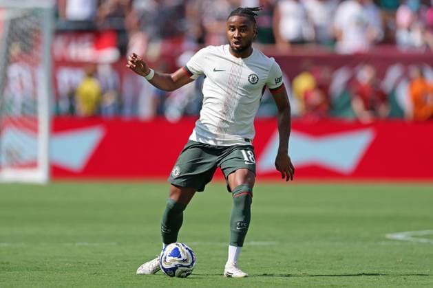 8th July 2025: East Ritherford, NJ, USA; Christopher Nkunku of Chelsea FC controls the ball during the match between Fluminense and Chelsea FC, in the semifinal of the FIFA Club World Cup 2025, at MetLife Stadium  ActionPlus12811514 HeulerxAndrey Content restricted for UK based newspaper