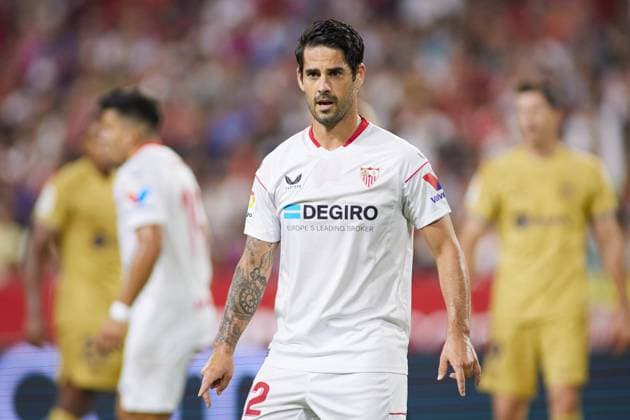 September 3, 2022, SEVILLA, SEVILLA, SPAIN: Francisco Ã¢â‚¬oeIscoÃ¢â‚¬Â Alarcon of Sevilla FC looks on during the spanish league, La Liga Santander, football match played between Sevilla FC and FC Barcelona, Barca at Ramon Sanchez Pizjuan stadium on September 3, 2022, in Sevilla, Spain. Copyright: xJoaquinxCorcherox