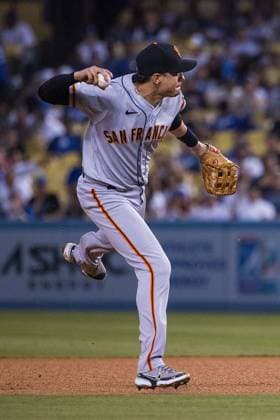 September 6, 2022, Los Angeles, California, USA: Wilmer Flores 41 of the San Francisco Giants throws the ball to first during their MLB, Baseball Herren, USA game against the Los Angeles Dodgers on Tuesday September 6, 2022 at Dodger Stadium in Los Angeles, California. Dodgers defeat Giants, 6-3. ARIANA RUIZ PI Copyright: xArianaxRuizx