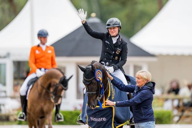 250712 Svenja Kämper-Meyer of Germany with horse Amanyara M Frh celebrates in FEI Dressage Nations Cup Grand Prix during Falsterbo Horse Show on July 12, 2025 in Falsterbo. Photo: Petter Arvidson BILDBYRAN kod PA PA1057 ridsport equestrian falsterbo horse show bbeng falsterbo dressyr jubel Copyright: PETTERxARVIDSON BB250712PA048