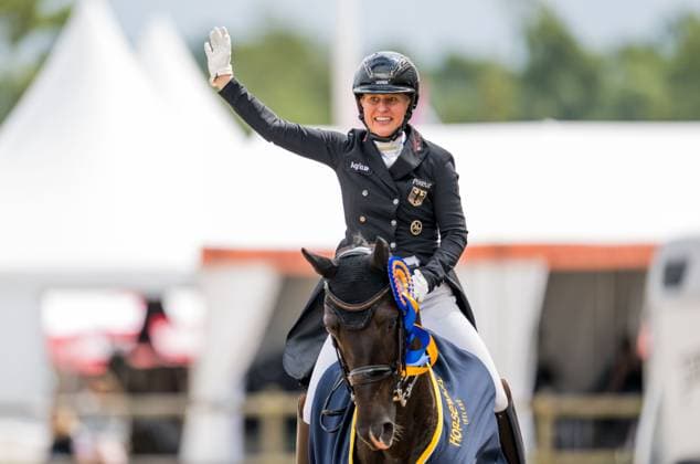 250712 Svenja Kämper-Meyer of Germany with horse Amanyara M Frh celebrates in FEI Dressage Nations Cup Grand Prix during Falsterbo Horse Show on July 12, 2025 in Falsterbo. Photo: Petter Arvidson BILDBYRAN kod PA PA1057 ridsport equestrian falsterbo horse show bbeng falsterbo dressyr jubel Copyright: PETTERxARVIDSON BB250712PA050