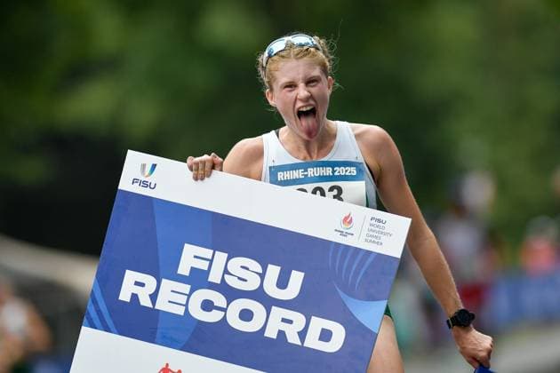 Sport Bilder des Tages 27.07.2025, xkaix, Leichtathletik, FISU World University Games 2025 v.l. Elizabeth McMillen gewinnt mit FISU-Rekord Bochum