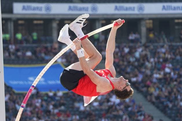 Leichtathletik, Track & Field, Athletics, world athletics Meeting, ISTAF Berlin 2025 27.07.2025 Olympiastadion Berlin, Stabhochsprung Männer, Torben Blech Deutschland