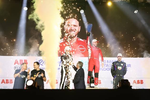 2025 FORMULA E LONDON ePRIX ROWLAND Oliver (gbr), Nissan Formula E Team, Nissan e-4ORCE, portrait, podium during the London ePrix, 15th and 16th round of the 2024-25 ABB FIA Formula E World Championship, WM, Weltmeisterschaft on the ExCel London Circuit from July 25 to 27, 2025 in London, United Kingdom - LondonUnited Kingdom  Copyright: xAndrÃ xFerreirax