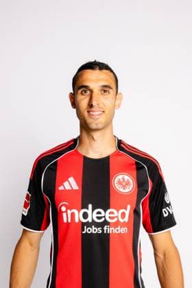 Ellyes Skhiri - Eintracht Frankfurt, Porträttermin 2025 2026, GER Eintracht Frankfurt, Porträttermin 2025 2026, GER