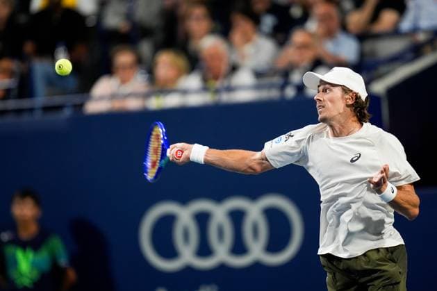 National Bank Open 2025 - Day 11 TORONTO, CANADA - AUGUST 5 : Alex de Minaur of Australia in action against Ben Shelton of the United States during the men’s singles quarterfinals on day eleven of the 2025 National Bank Open at Sobeys Stadium in Toronto, Ontario, Canada on August 5, 2025. Mert Alper Dervis Anadolu Ontario Canada. Editorial use only. Please get in touch for any other usage.  Copyright: x2025xAnadoluxMertxAlperxDervisx
