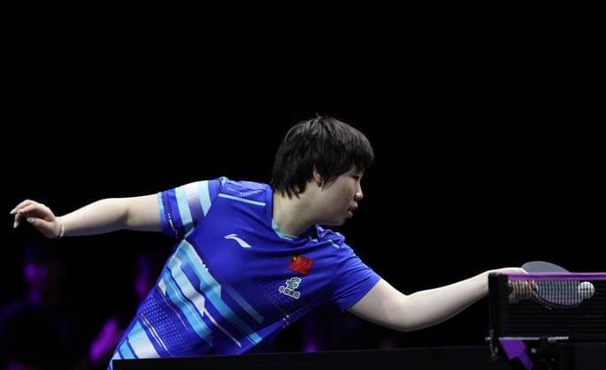 (250807) -- YOKOHAMA, Aug. 7, 2025 -- Kuai Man of China hits a return during the women s singles round of 32 match between Kuai Man of China and Kim Nayeong of South Korea at the WTT Champions Yokohama 2025 in Yokohama, Japan, Aug. 7, 2025. ) (SP)JAPAN-YOKOHAMA Table tennis, Tischtennis WTT CHAMPIONS YOKOHAMA-WOMEN S SINGLES YuexChenxing