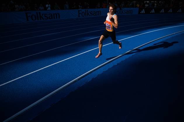 Sport Bilder des Tages 250810 Thomas Ratcliffe, USA, tävlar i herrarnas 3000 meter under friidrottstävlingen Folksam Grand Prix i Sollentuna den 10 augusti 2025 i Stockholm. Copyright: JONATHANxNÄCKSTRAND BB250810JN127