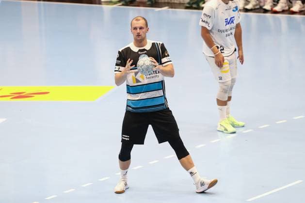 15.08.2025, xgox, Handball, Wartburg Cup, ThSV Eisenach - Skanderborg Handbold emspor v.l. Philipp Meyer (Eisenach, 27) wirft Tor, Torschuetze, erzielt Tor, Treffer, scores the goal Eisenach