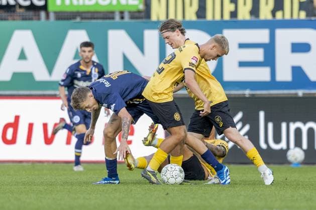 KERKRADE , 15-08-2025 , Parkstad Limburg Stadium , season 2025 2026 , Dutch Keuken Kampioen Divisie football , match between Roda JC and De Graafschap , Picture shows Stijn Bultman defending Roda JC - De Graafschap  x30511193x Copyright: