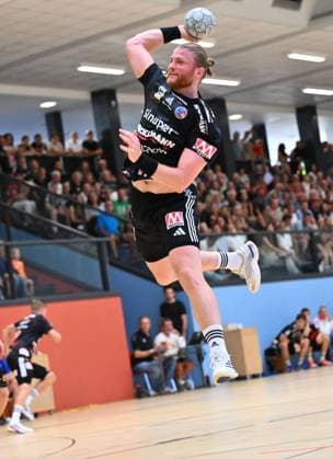 19.08.2025 - Handball - Saison 2025 2026 - Testspiel - Freundschaftsspiel : HC Erlangen HCE - Bregenz Handball - - xwoxzix - Maciej Gebala (77, HC Erlangen HCE )