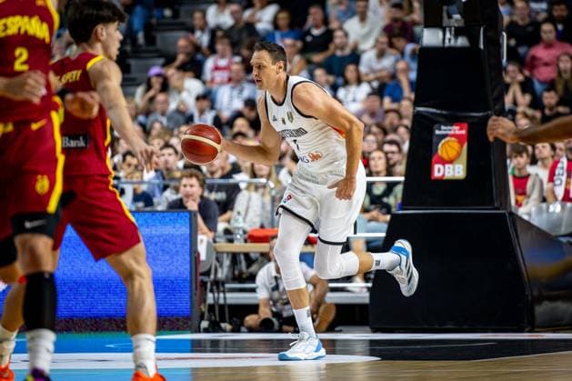 Basketball Köln 23.08.2025 Testspiel Freundschaftsspiel DBB Länderspiel Männer Herren Deutschland (GER) - Spanien (ESP) Johannes Voigtmann (Deutschland, No.07)