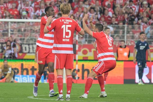 im Bild v.l.: Tor, Treffer, Jubel, Torjubel, Freude, Begeisterung, feiert, nach 1:2, Ilyas Ansah (1.FC Union), GER, Berlin, 1. FC Union Berlin vs TSG Hoffenheim, 1. Bundesliga, Fussball, DFB, Spielzeit 2025 2026, Alte Foersterei, . Spieltag, DFB DFL REGULATIONS PROHIBIT ANY USE OF PHOTOGRAPHS AS IMAGE SEQUENCES AND OR QUASI-VIDEO, 13.09.25, Copyright: HMBxMedia UwexKoch
