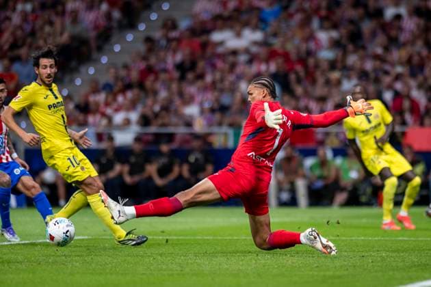 September 14, 2025, Madrid, Madrid, Spain: LUIZ LUCIO REIS JUNIOR of Villarreal CF during the match belonging to La Liga season 25 26 EA soccer Ã¢â‚¬oe ATLETICO DE MADRID - VILLARREAL C.F. Ã¢â‚¬Â held on September 13, 2025, at the Riyadh Air Metropolitano, Madrid, Spain. Madrid Spain - ZUMAc312 20250914_zsp_c312_006 Copyright: xOscarxManuelxSanchezx