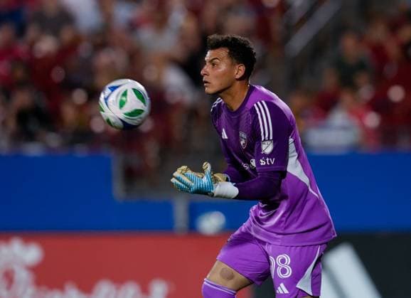 September 13, 2025, Frisco, Texas, USA: FC Dallas goalkeeper JACOB JACKSON (98) makes a save during a Major League Soccer match between FC Dallas and Austin FC on September 13, 2025, in Frisco, Texas. FC Dallas won, 2-0. Frisco USA - ZUMAc201 20250913_zap_c201_106 Copyright: xScottxColemanx
