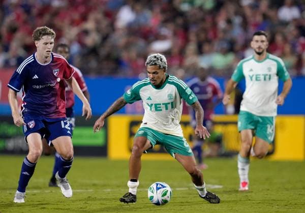 September 13, 2025, Frisco, Texas, USA: FC Dallas midfielder CHRISTIAN CAPPIS (12) against Austin FC midfielder DANI PEREIRA (8) during a Major League Soccer match between FC Dallas and Austin FC on September 13, 2025, in Frisco, Texas. FC Dallas won, 2-0. Frisco USA - ZUMAc201 20250913_zap_c201_107 Copyright: xScottxColemanx