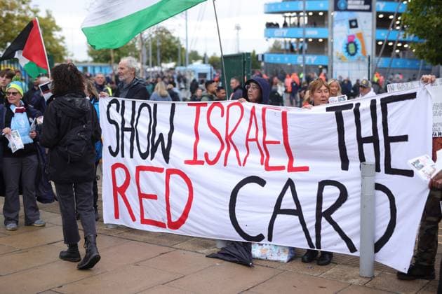 Manchester City v Manchester United, ManU 14th September 2025 - Premier League - Manchester City v Manchester United - an anti-Israel protest outside the Etihad Stadium - Photo: Simon Stacpoole Offside. Manchester UK Copyright: xSimonxStacpoolexOffside