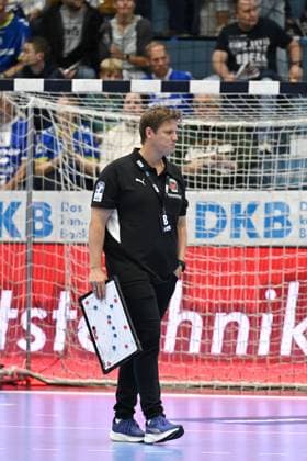 RECORD DATE NOT STATED Nicolej Krickau (Fuechse Berlin Trainer) GER, VfL Gummersbach vs. Fuechse Berlin, Handball, Daikin 1. Bundesliga, 4. Spieltag, Spielzeit 2025-2026, Schwalbe Arena Gummersbach, 14.09.2025 GER, VfL Gummersbach vs. Fuechse Berlin, Handball, Daikin 1. Bundesliga, 4. Spieltag, Spielzeit 2025-2026, Schwalbe Arena Gummersbach, 14.09.2025 Gummersbach Copyright: xEibner-Pressefoto JuergenxAugstx EP_JAT