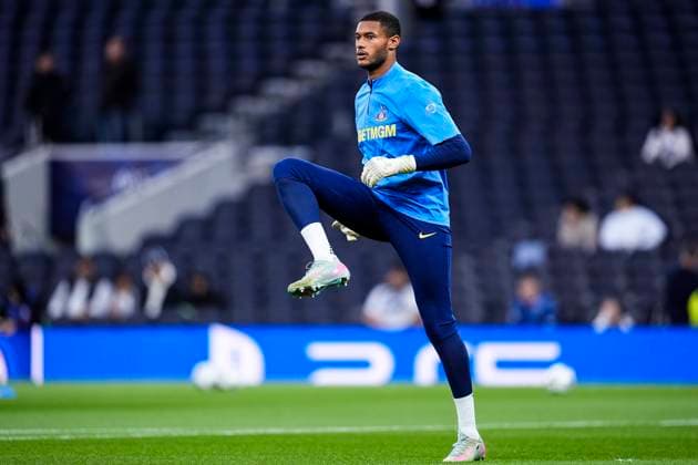September 16, 2025, London, London, England: Brandon Austin of Tottenham Hotspur warms up during the UEFA Champions League 2025 26 League Phase MD1 match between Tottenham Hotspur and Villarreal CF at Tottenham Hotspur Stadium on September 16, 2025, in London, England. London England - ZUMAa181 20250916_zaa_a181_037 Copyright: xDennisxAgyemanx