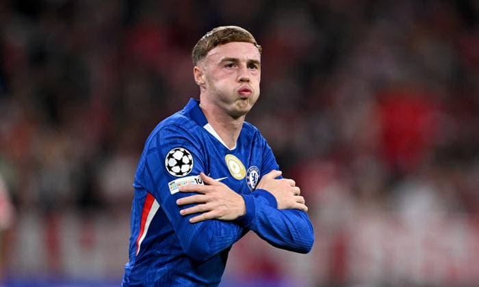 FUSSBALL CHAMPIONS LEAGUE SAISON 2025 2026 Vorrunde 1. Spieltag 17.09.2025 FC Bayern Muenchen - FC Chelsea London Jubel mach dem Tor zum 2 -1 Cole Palmer (FC Chelsea)