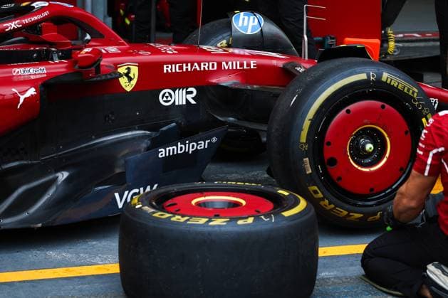 F1 - AZERBAIJAN GRAND PRIX 2025 Scuderia Ferrari pit stop practice during the 2025 Formula 1 Qatar Airways Azerbaijan Grand Prix, 17th round of the 2025 FIA Formula One World Championship, WM, Weltmeisterschaft from September 19 to 21, 2025 on the Baku City Circuit, in Baku, Azerbaijan - BakuAzerbaijan  Copyright: xEricxAlonsox