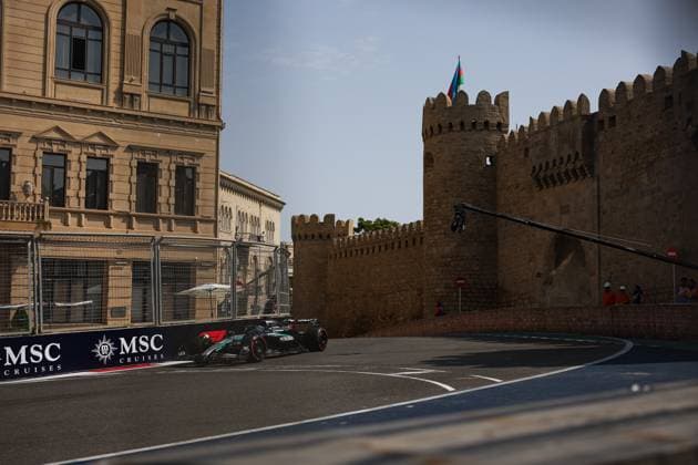F1 - AZERBAIJAN GRAND PRIX 2025 63 RUSSELL George (gbr), Mercedes AMG F1 Team W16, action during the 2025 Formula 1 Qatar Airways Azerbaijan Grand Prix, 17th round of the 2025 FIA Formula One World Championship, WM, Weltmeisterschaft from September 19 to 21, 2025 on the Baku City Circuit, in Baku, Azerbaijan - BakuAzerbaijan  Copyright: xANTONINxVINCENTx