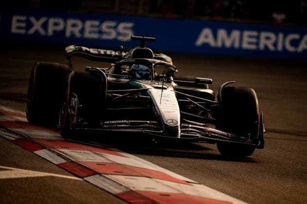 F1 - AZERBAIJAN GRAND PRIX 2025 63 RUSSELL George (gbr), Mercedes AMG F1 Team W16, action during the 2025 Formula 1 Qatar Airways Azerbaijan Grand Prix, 17th round of the 2025 FIA Formula One World Championship, WM, Weltmeisterschaft from September 19 to 21, 2025 on the Baku City Circuit, in Baku, Azerbaijan - BakuAzerbaijan  Copyright: xALBERTOxVIMERCATIx