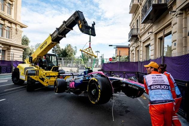 F1 - AZERBAIJAN GRAND PRIX 2025 43 COLAPINTO Franco (arg), Alpine F1 Team A525, action crash, accident, during the 2025 Formula 1 Qatar Airways Azerbaijan Grand Prix, 17th round of the 2025 FIA Formula One World Championship, WM, Weltmeisterschaft from September 19 to 21, 2025 on the Baku City Circuit, in Baku, Azerbaijan - BakuAzerbaijan  Copyright: xALBERTOxVIMERCATIx