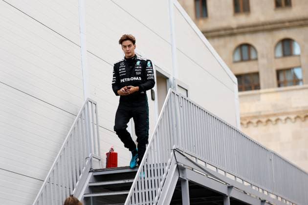F1 - AZERBAIJAN GRAND PRIX 2025 RUSSELL George (gbr), Mercedes AMG F1 Team W16, portrait during the 2025 Formula 1 Qatar Airways Azerbaijan Grand Prix, 17th round of the 2025 FIA Formula One World Championship, WM, Weltmeisterschaft from September 19 to 21, 2025 on the Baku City Circuit, in Baku, Azerbaijan - BakuAzerbaijan  Copyright: xDPPIx