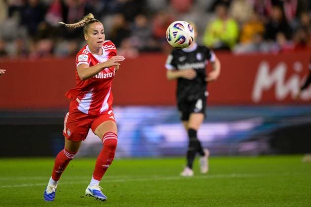 Fußball, Google Pixel Frauen Bundesliga, 20250923, FC Bayern München - SC Freiburg. Im Bild Giulia GWINN (Bayern, 7). München FC Bayern Campus Bayern Deutschland Copyright: Passion2Press MarkusxFischerx