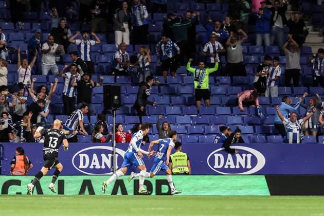 September 23, 2025, Cornella, Barcelona, SPAIN: Javi Puado of RCD Espanyol celebrates a goal during the Spanish league, La Liga EA Sports, football match played between RCD Espanyol and Valencia CF at RCDE Stadium on September 23, 2025 in Cornella, Barcelona, Spain. Cornella SPAIN - ZUMAa181 20250923_zaa_a181_208 Copyright: xJavierxBorregox