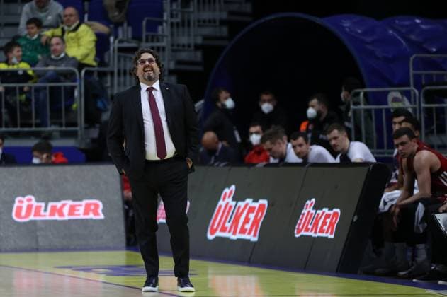 Fenerbahce Beko v Bayern Munich - Turkish Airlines EuroLeague ISTANBUL, TURKIYE - APRIL 04: Head coach Andrea Drinchieri of Bayern Munich gestures during the Turkish Airlines Euroleague week 26 basketball match between Fenerbahce Beko and Bayern Munich at the Ulker Sports Arena in Istanbul, Turkiye on April 04, 2022. Istanbul Turkey. Editorial use only. Please get in touch for any other usage.  Copyright: x2025xAnadoluxAlixAtmacax
