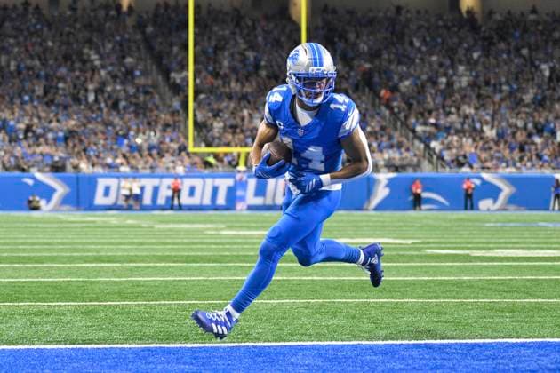 DETROIT, MI - SEPTEMBER 28: Detroit Lions Wide Receiver Amon-Ra St. Brown (14) catches a touchdown pass during the game between Cleveland Browns and Detroit Lions on September 28, 2025 at Ford Field in Detroit, MI ( CSM) Detroit United States - ZUMAc04_ 20250928_zma_c04_024 Copyright: xAllanxDranbergx