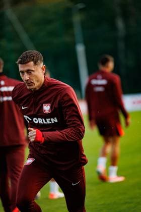 Robert Lewandowski seen during Official press conference, PK, Pressekonferenz and training of Polish national team, Nationalteam before game against New Zealand (Maciej Rogowski Ball Raw Images) Katowice Arena Katowice Poland Copyright: xMaciejxRogowskix maciejrogowski_polandconferencetraining_2526-159