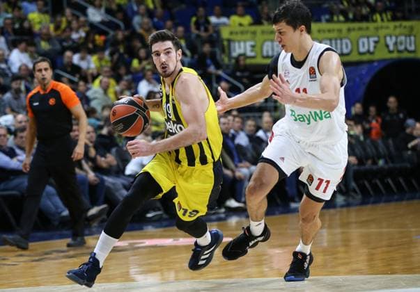 Fenerbahce Beko v Bayern Munich: Turkish Airlines Euroleague ISTANBUL, TURKEY - NOVEMBER 08: De Colo (19) of Fenerbahce in action against Vladimir Lucic (11) of Bayern Munich during the Turkish Airlines Euroleague Week 7 basketball match between Fenerbahce Beko and Bayern Munich in Istanbul, Turkey on November 08, 2019. Istanbul Turkey. Editorial use only. Please get in touch for any other usage.  Copyright: x2025xAnadoluxElifxÖztürkx