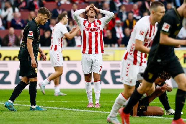 KOELN, GERMANY - OCTOBER 18: Luca Waldschmidt (1. FC Koeln, 7) after a missed shot on the goal during the Bundesliga match between 1. FC Koeln vs. FC Augsburg at the Rheinenergie-Stadion on matchday 7 of the 1. Bundesliga on October 18, 2025 in Koeln, Germany. DFL REGULATIONS PROHIBIT ANY USE OF PHOTOGRAPHS AS IMAGE SEQUENCES AND OR QUASI-VIDEO. Nordrhein-Westfalen Germany Copyright: xBEAUTIFULxSPORTS AxelxKohringx