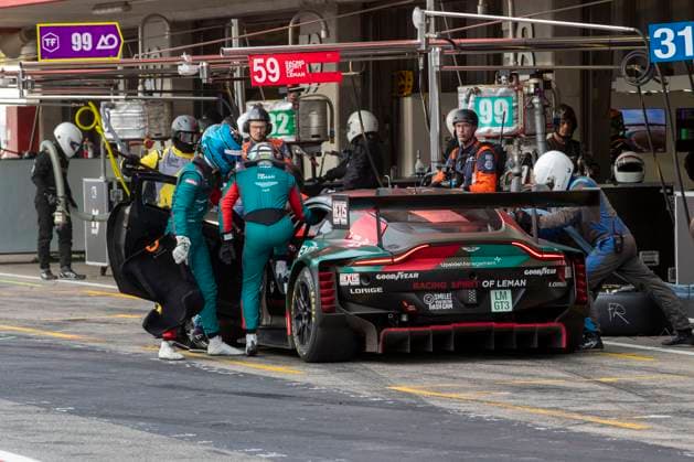 AUTOMOBILE : 4 Heures de Portimao - European Le Mans Series - 18 10 2025 59 Racing Spirit Of Leman (FRA) Aston Martin Vantage AMR (LMGT3) driven by ClÃ ment Mateu (FRA) Erwan Bastard (FRA) Valentin Hasse Clot (FRA), during the 2025 4 Hours of Portimao, the 6th round of the European Le Mans Series Championship from October 15 to 18, 2025, at the Algarve International Circuit in Portugal. PORTIMAOPortugal  Copyright: xMPSxAGENCYx
