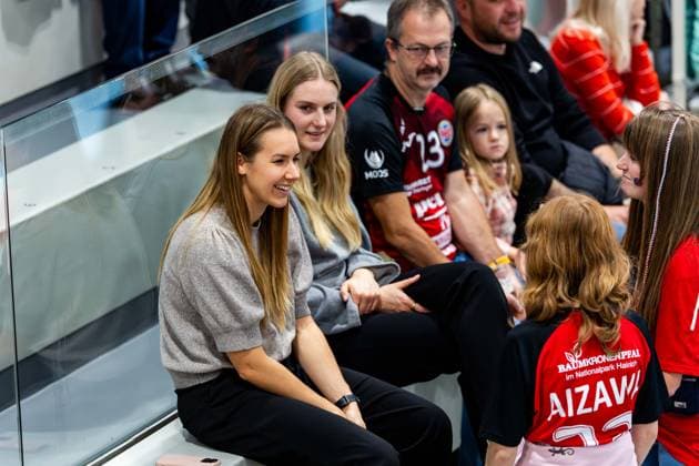 25.10.2025, GER, Handball, Frauen, Saison 2025 2026, Alsco 1.Bl, 6.Spieltag, Thueringer HC - VfL Oldenburg Kerstin Kündig Kathrin Pichlmeier 99947 Bad Langensalza Salza Halle Sporthalle Mehrz Thüringen Deutschland
